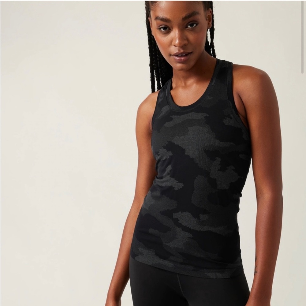 Athleta Mommentum Tank black/blue Camo
